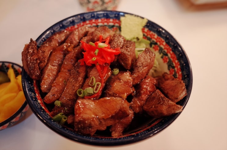  여의도 점심 맛집! 스테이크 덮밥이 맛있는 미도인 파이낸스여의도