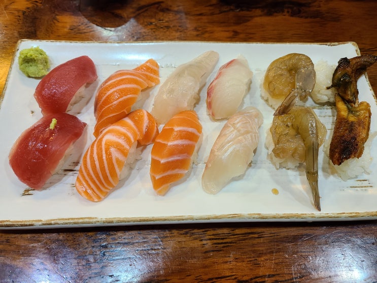  [초와밥] 사당역 맛집, 초밥 맛집, 서울초밥 맛집, 가성비맛집, 킹성비, 특히 참치와 연어, 장어가 맛있음. 사실 다 맛있음. 또 먹고 싶음.