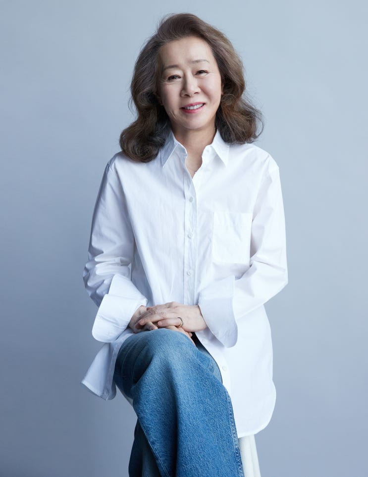 영화 '미나리' 배우 윤여정, 미국 아카데미 시상식 참석을 위해 LA로 출국! 영화 '미나리' 배우 윤여정, 미국 아카데미 시상식 참석을 위해 LA로 출국!