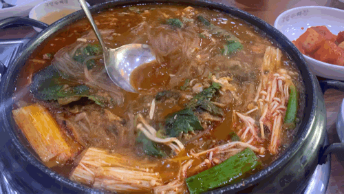  수원 인계동 맛집) 혜자로운 가격에 얼큰하게 맛있는 감자탕 '국민 뼈 감자탕 본점' #내돈내먹
