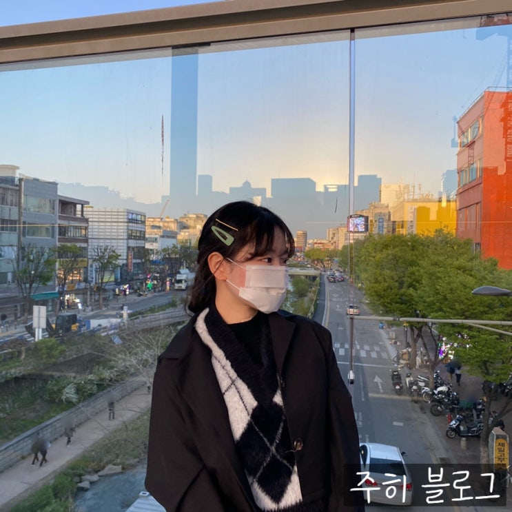  [4월 둘째 주 일상/The Second Week of Apr.] (KOR/ENG) - 고트레&고카페, 싱싱활어직판장, 을지로, 다전식당, 만선호프, 교촌치킨, 롯데프리미엄아울렛