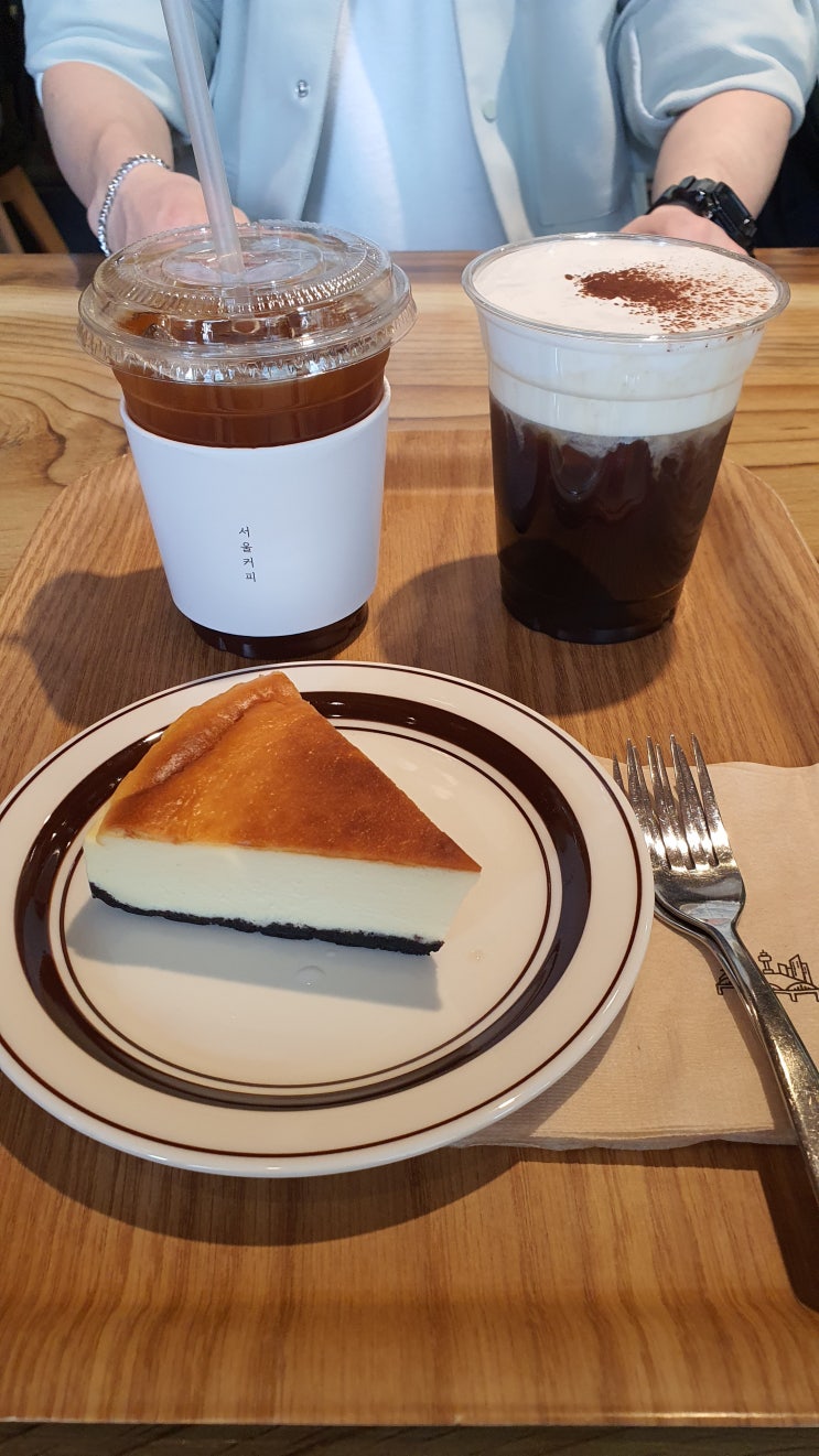  여의도역 아인슈페너(비엔나) 맛집 서울커피