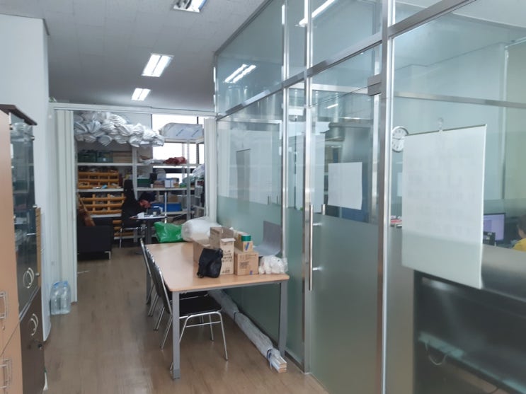  주차편리한여수동사무실,여수사무실,3000/150만원,여수동부동산,인테리어된사무실,