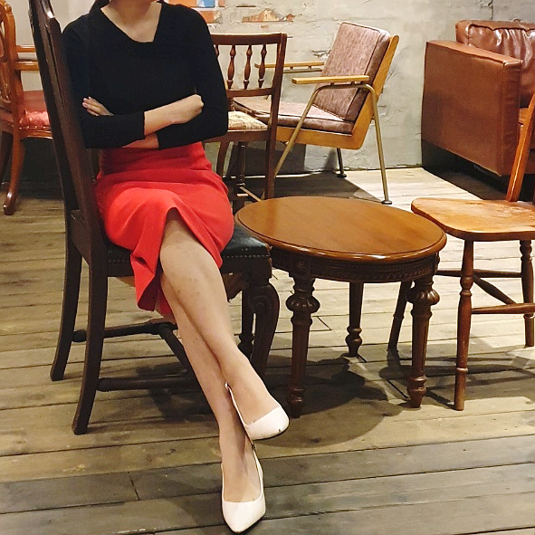  아나운서도 착용한 정장스커트! 스커트홀릭