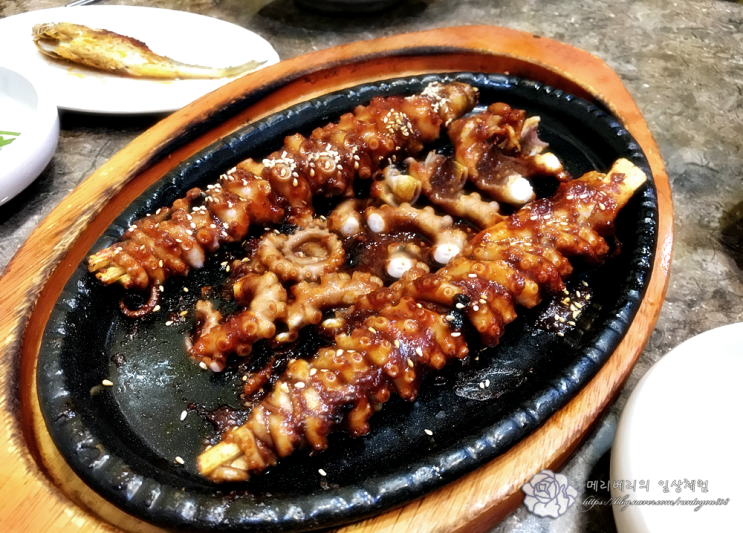  목포 낙지 맛집 낙지 탕탕이가 유명하다는 이곳 ~