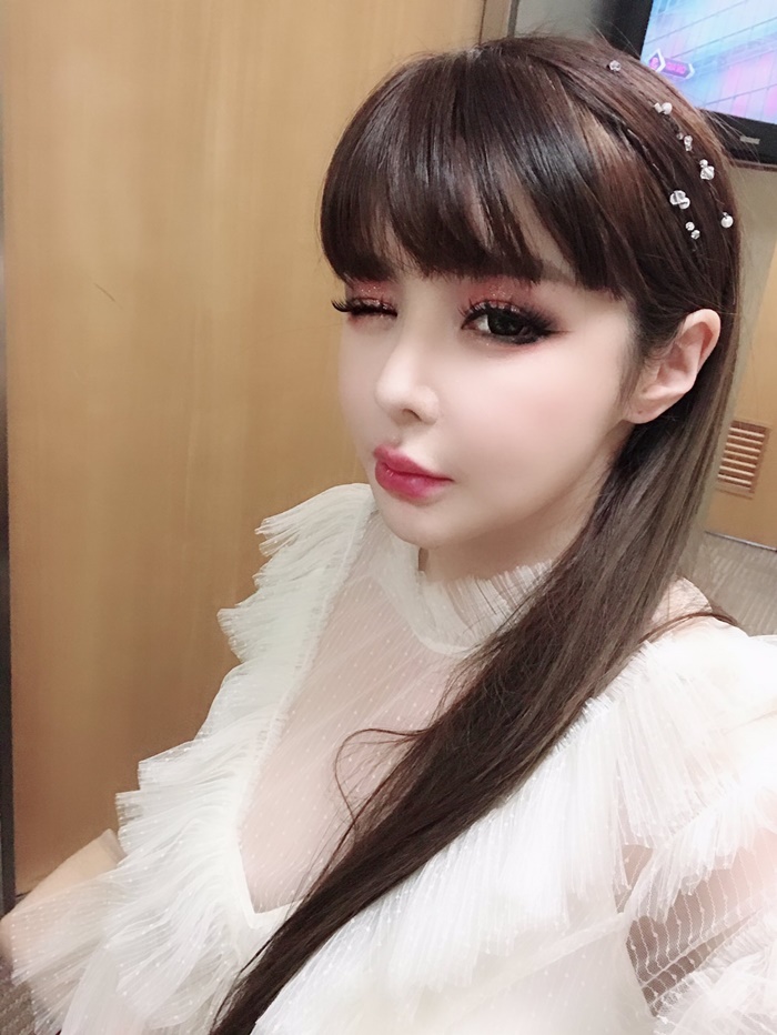 2NE1 투애니원 완전체 존버하기 2NE1 투애니원 완전체 존버하기