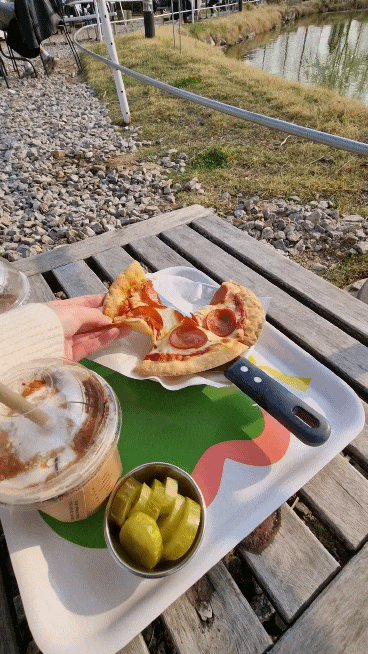  [인천/남촌동] 야외 로스터리카페 라노비아_ 피자맛있다! 뷰는별로다! 커피비싸다!