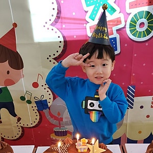 알로봇 상하복, 5세 남아 옷 :)