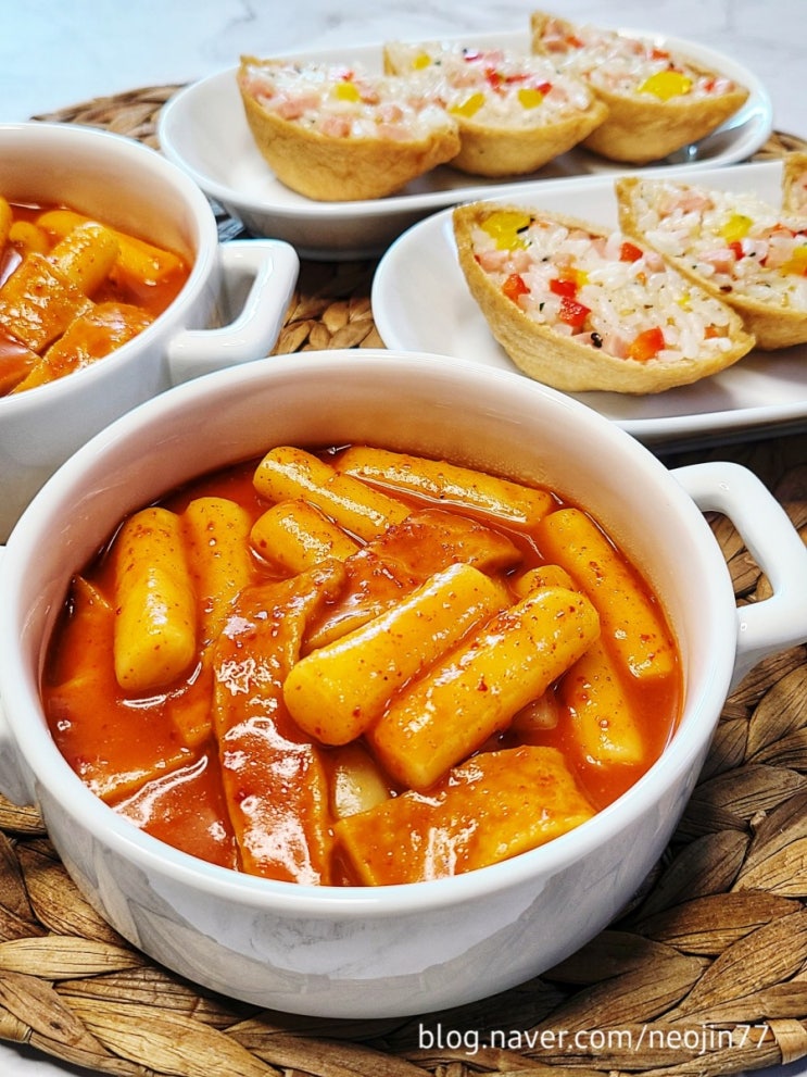 떡볶이 유부초밥으로 즐겨본 엄마표 분식 점심메뉴