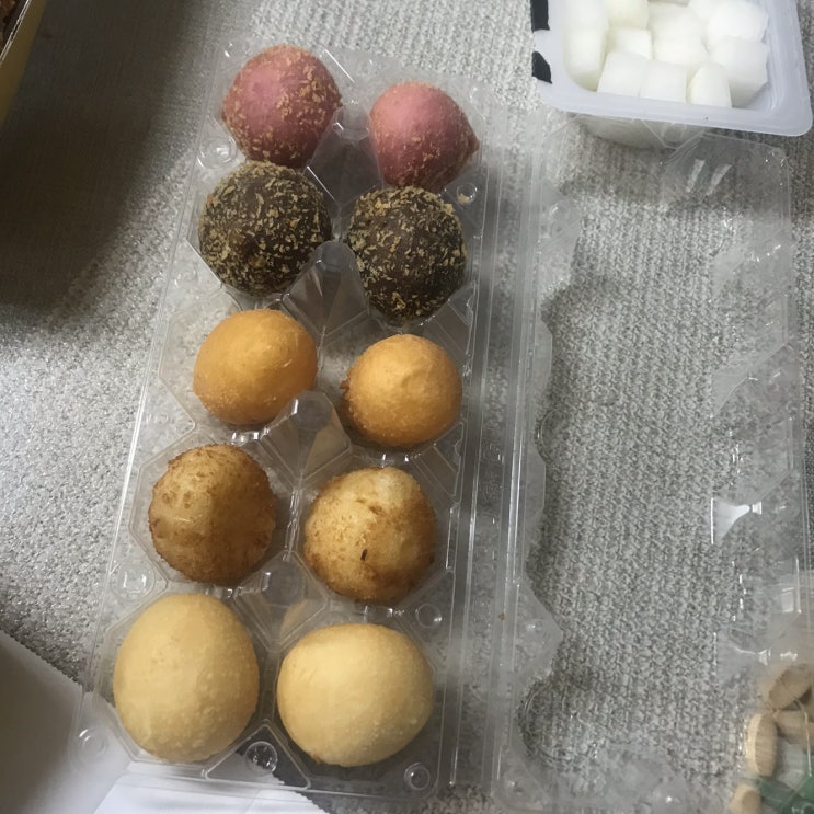  친구들과 홈 파티 복사꽃 피는 집 대전점, BBQ 치킨 노은 3지구점, 친구 어머님 감자탕!