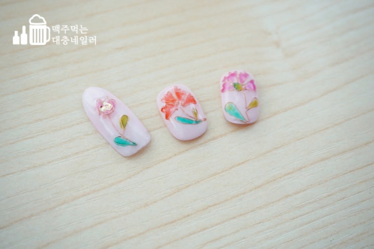  카네이션 와이어 네일 - 엄마에게 해주고싶은 네일아트
