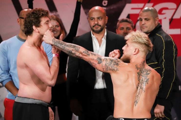 유튜버 제이크 폴 vs 벤 아스크렌 대전료 공개.. UFC 시절의 2배(+계체 영상) 유튜버 제이크 폴 vs 벤 아스크렌 대전료 공개.. UFC 시절의 2배(+계체 영상)