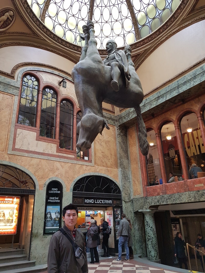 체코 여행 프라하 : 프라하의 봄, 벨벳혁명, 체코의 역사, 할로윈 파티, 팁투어 : 네이버 블로그