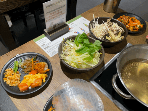  신촌 샤브샤브 무한리필 로운 : 좋아하는 메뉴가 많아