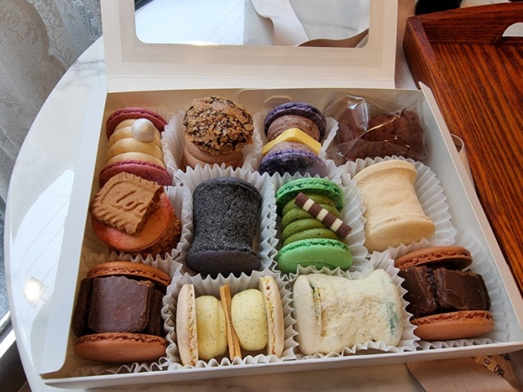  [수유 마카롱]이름부터 맛있는 뚱카롱 손뚱손뚱!!