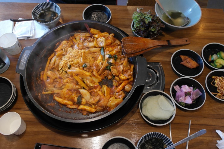  현대지식산업센터맛집 독산동닭갈비 강촌식당 어머니랑 데이트