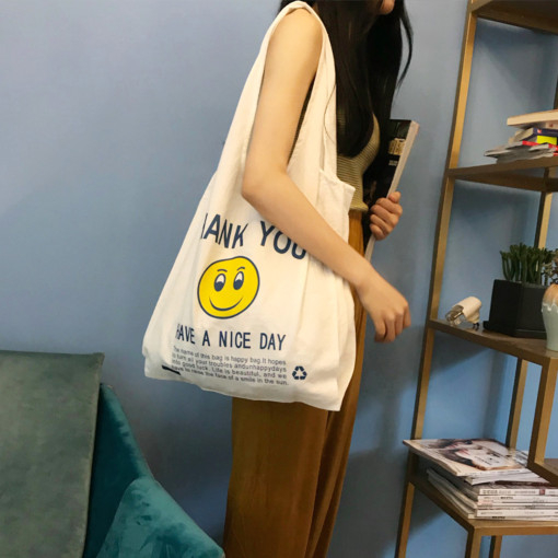 요즘 인기있는 루즈루나 가벼운 숄더 스마일 캐릭터 에코백 ··· 요즘 인기있는 루즈루나 가벼운 숄더 스마일 캐릭터 에코백 ···