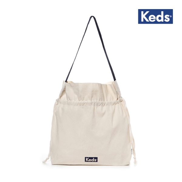 가성비갑 케즈 케즈 STRING BAG 화이트 ··· 가성비갑 케즈 케즈 STRING BAG 화이트 ···