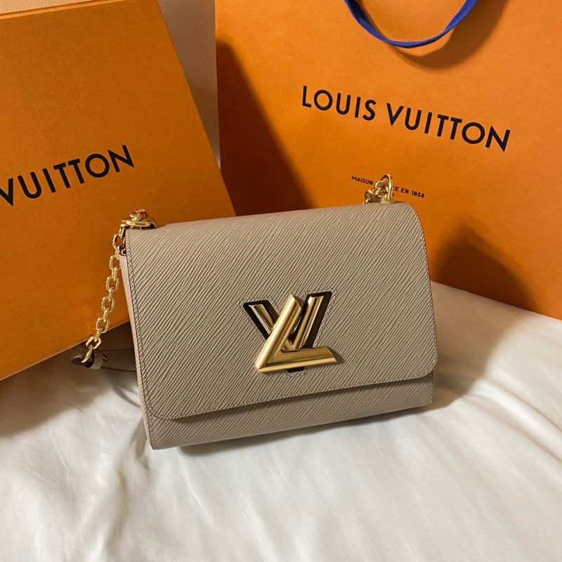 루이비통 트위스트 MM 후기 LOUIS VUITTON TWIST MM
