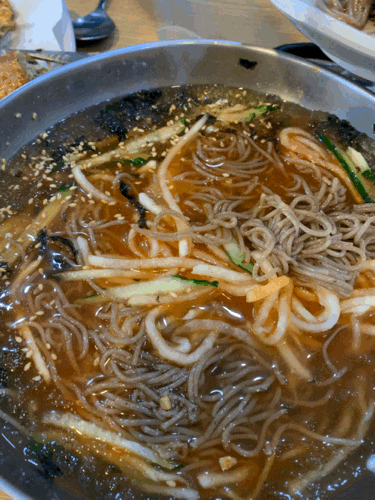  냉면보다 더 시원한 달동 예가 막국수!