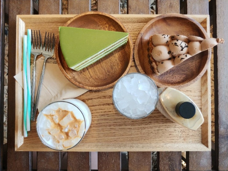  부천역 카페 랑데자뷰 데카이말차케이크 꼭 드세요