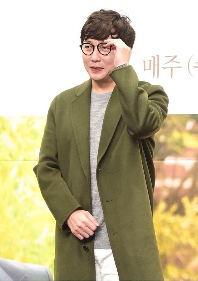  탁재훈 애련 열창으로 예능 티키타카 메인 MC 복귀