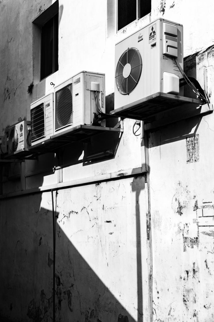 공조냉동기계기능사 Craftsman Air-Conditioning and Refrigerating Machinery 공조냉동기계기능사 Craftsman Air-Conditioning and Refrigerating Machinery
