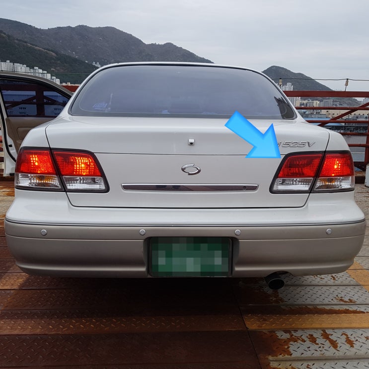 구형 SM5 브레이크 전구 자가 교체(교환) 방법 diy 후기 (sm520 sm525v sm520v 시리즈 트렁크 브레이크등 규격,크기)