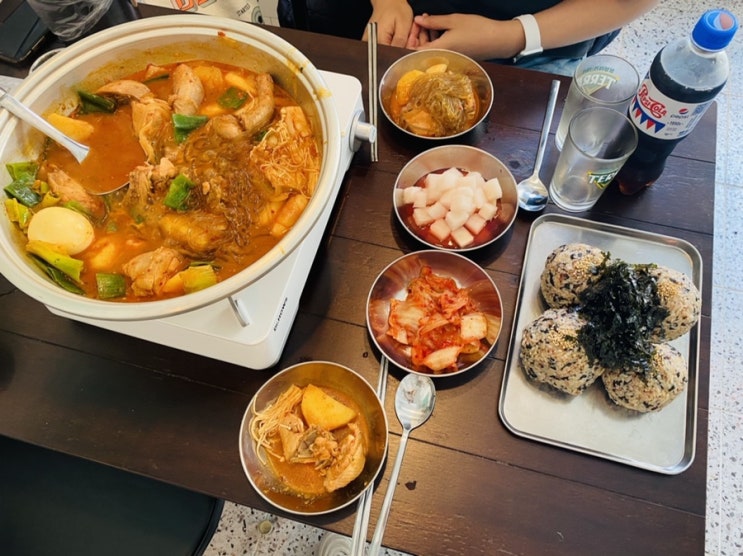 신촌닭도리탕 , 양이 엄청나게 푸짐한 안녕닭 신촌점 신촌닭도리탕 , 양이 엄청나게 푸짐한 안녕닭 신촌점