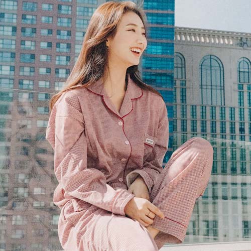 의외로 인기있는 파란 여성용 미니 하운드 체크 잠옷 상하의 세트 ··· 의외로 인기있는 파란 여성용 미니 하운드 체크 잠옷 상하의 세트 ···