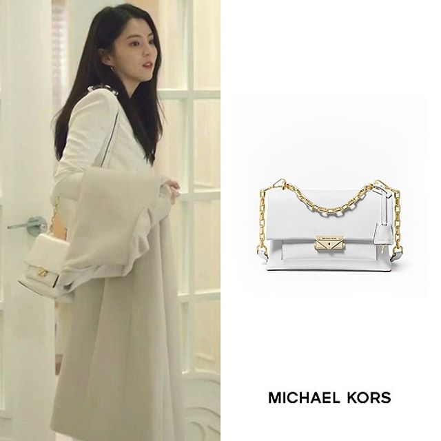 선택고민 해결 마이클코어스 씨씨 라지 한소희가방 ··· 선택고민 해결 마이클코어스 씨씨 라지 한소희가방 ···