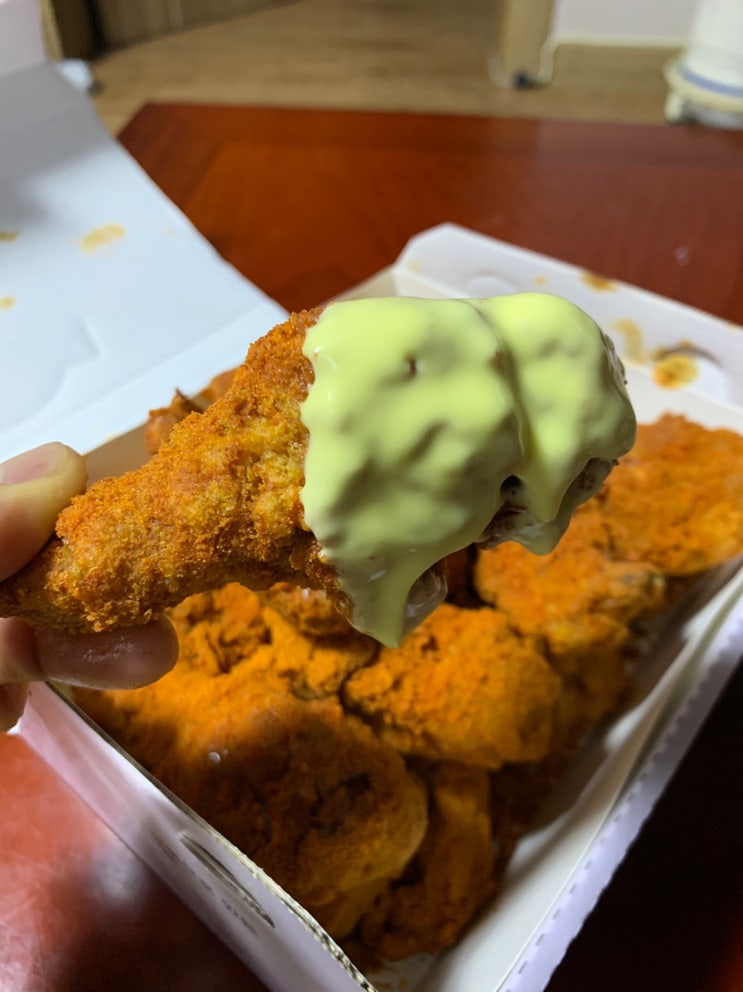  거제 고현 맛집, 치킨더홈 거제고현점! 와... 경룡이치킨 왜캐 맛있어요?