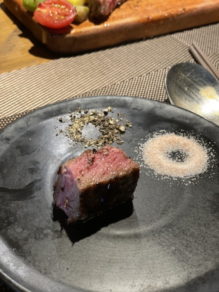  남고집 합정 소고기 맛집 티본스테이크 맛있어요~!