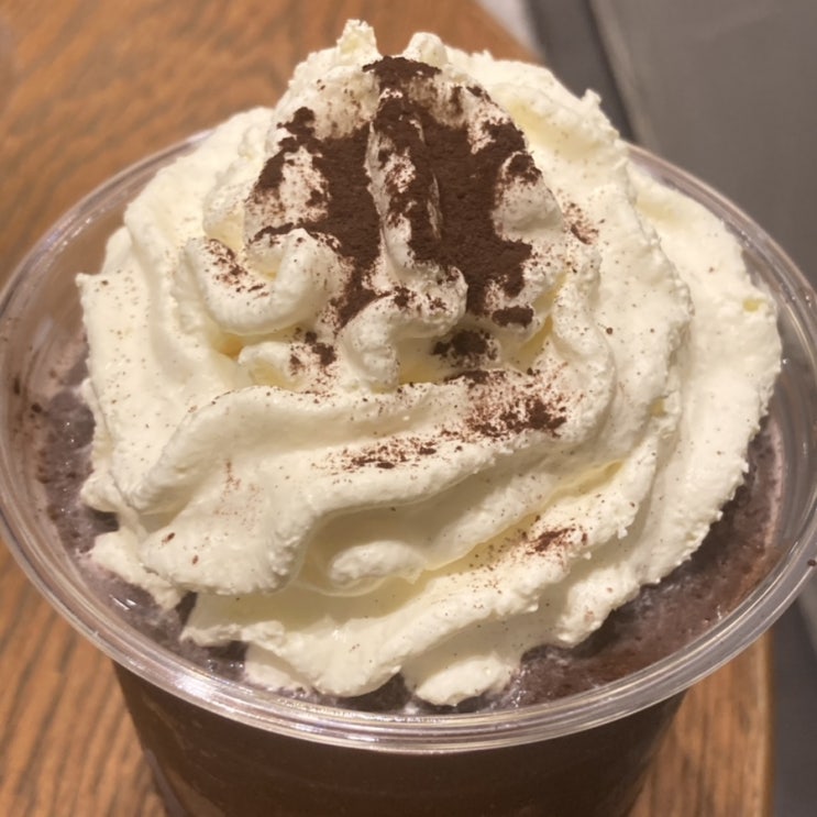  스타벅스 바나나 크림 다크 초코 블렌디드 존맛탱 납시오!!