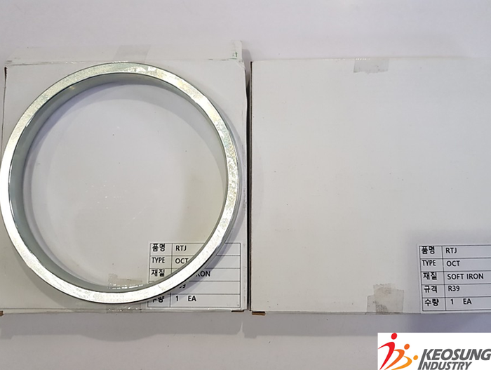 메탈 가스켓 RTJ GASKET(Ring Joint Gasket) SOFT IRON R39 옥타고날 타입 제품 사진입니다