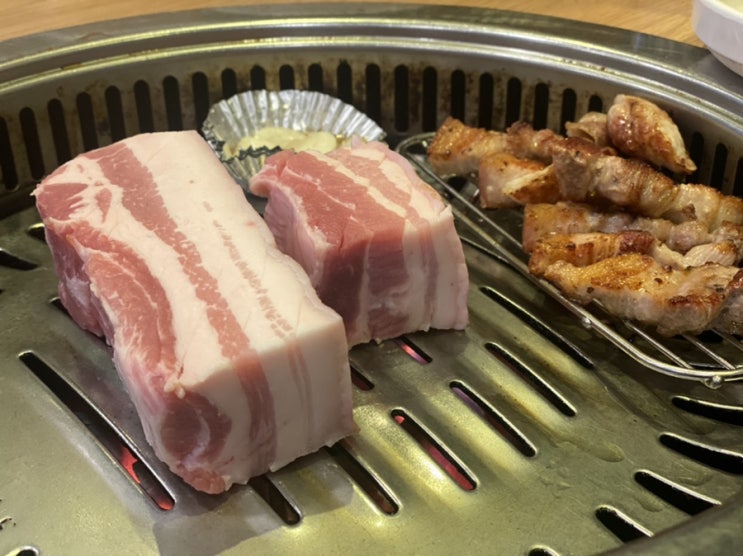  장항동 숙성고기 맛집 루비통돼지