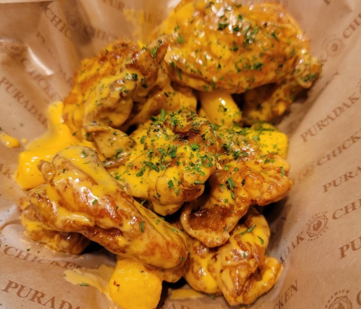  제주도 표선해수욕장 푸라닭치킨 찐찐도 블랙알리오랑 투움바치킨 먹어봤어요