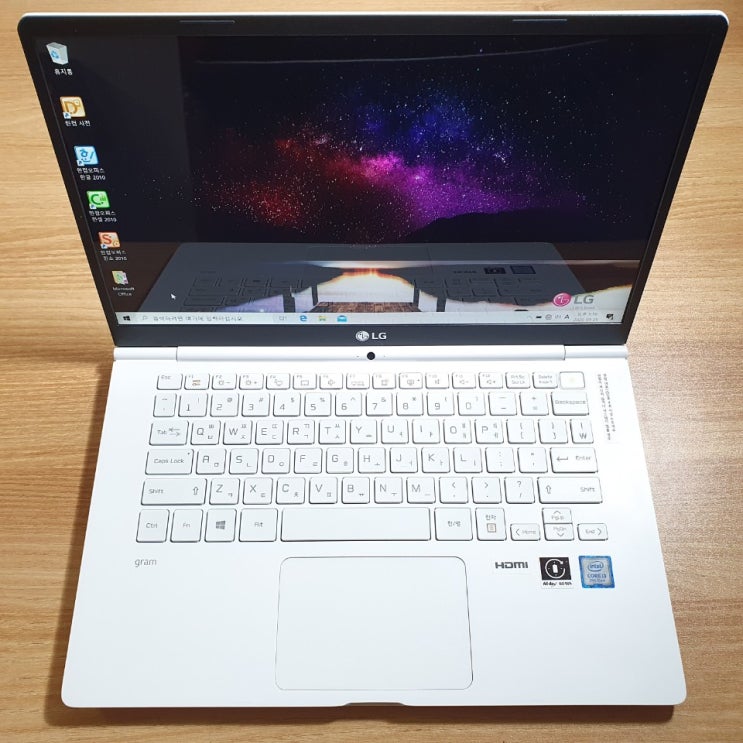 가성비 뛰어난 LG전자 그램 14Z970-GR3HK 14인치 중고노트북 ··· 가성비 뛰어난 LG전자 그램 14Z970-GR3HK 14인치 중고노트북 ···