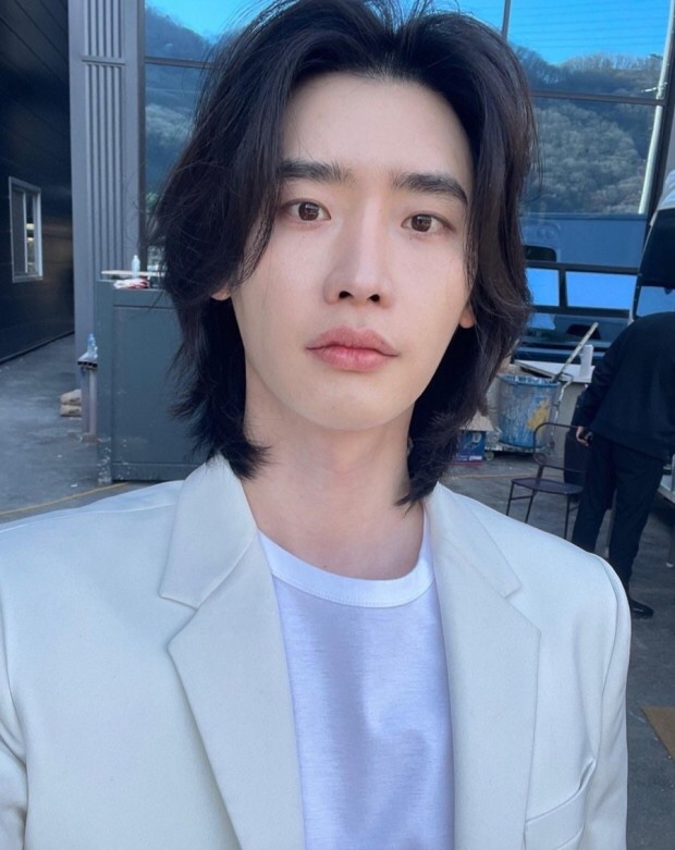  배우 이종석 장발스타일, 이종석 장발 변신,헤어스타일