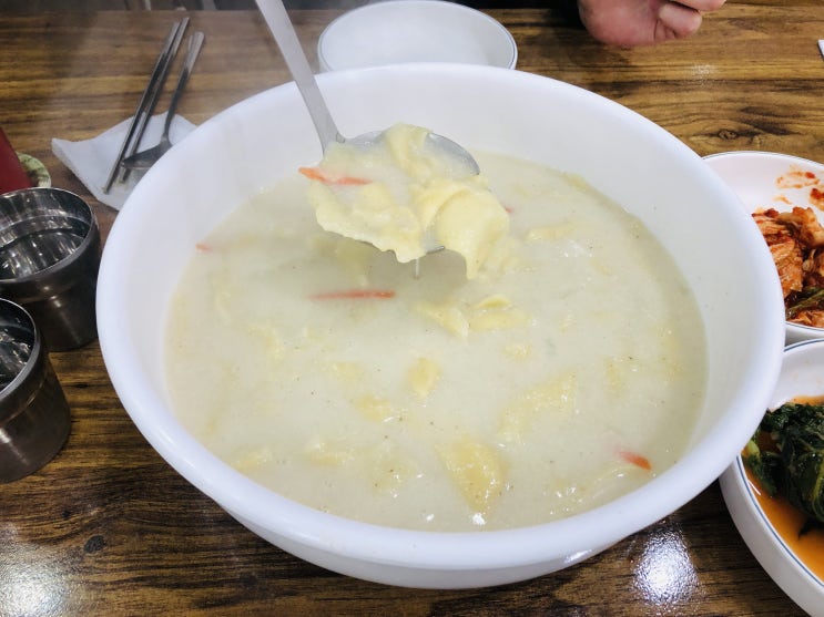  인천 서구 들깨수제비 들깨칼국수 대박!