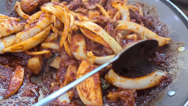  경남 사천 맛집 솔고개식당에서 두루치기 찐맛집