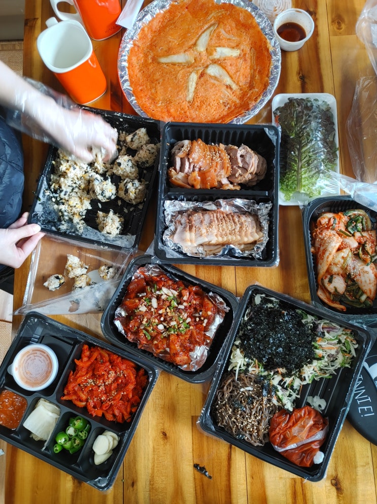  대전 갈마동 홍s족발보쌈