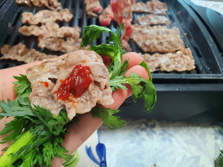 우삼겹 돌돌이 집에서 간편하게 청년고기 우삼겹 돌돌이 집에서 간편하게 청년고기