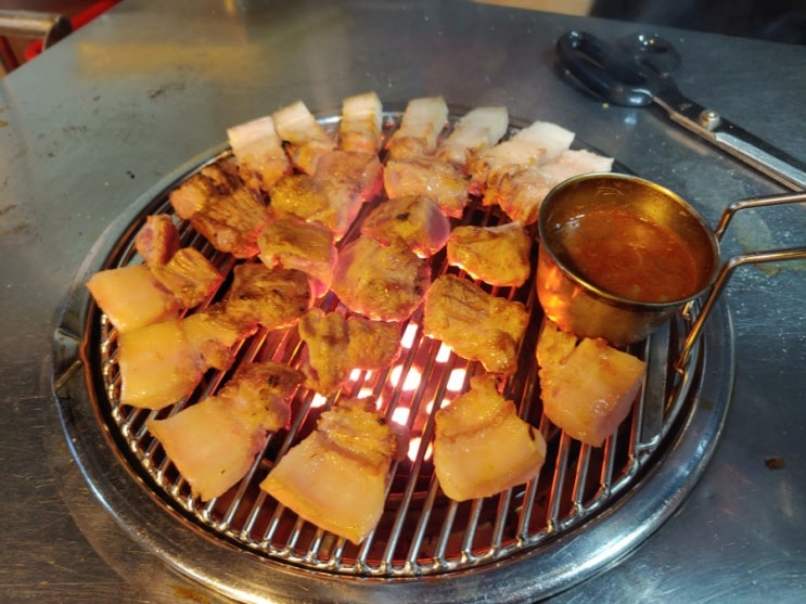  제주도민이 찾는 신제주맛집 한라생돈
