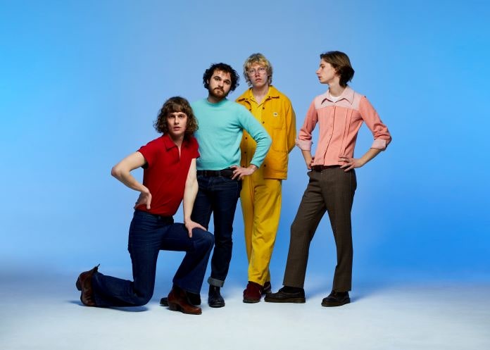  Buzzard Buzzard Buzzard, 새로운 싱글 'New Age Millennial Magic'