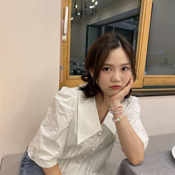 210421 오마이걸 효정 인스타그램