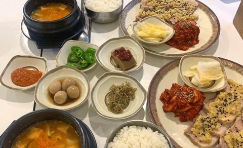 할머니 보쌈 | 마늘보쌈정식 먹음︎ (회기, 경희대, 외대맛집)