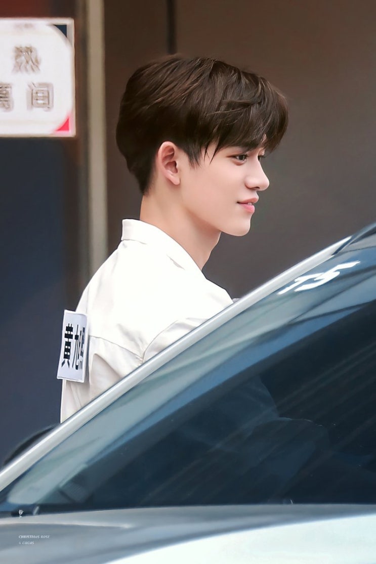  루카스는 중국에서도 잘생겼다 / Lucas / NCT WayV