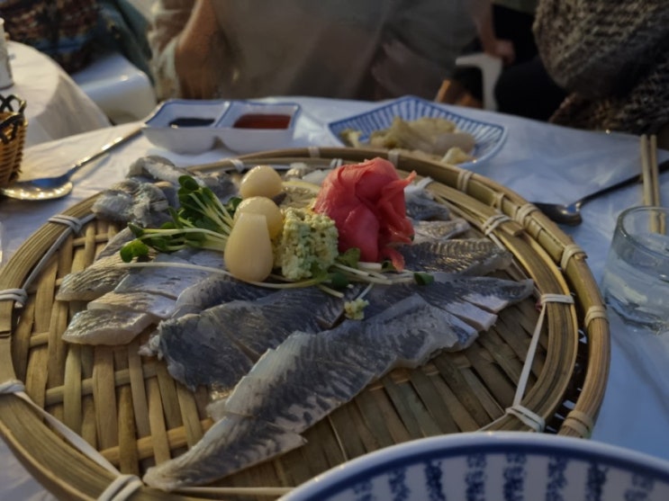 싱싱한 해산물과 회를 맛볼 수 있는 곳 : 연남어부