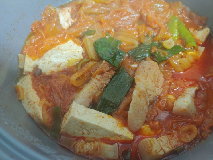  북구 맛집 용봉동 무한사랑 김치찌개